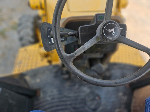Retroexcavadora 4x 4 Con Extensión Recién Importada