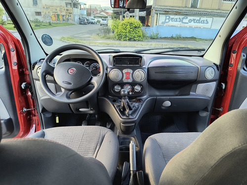 Fiat Doblo 1.8 16v Adventure Xingu Flex 5p