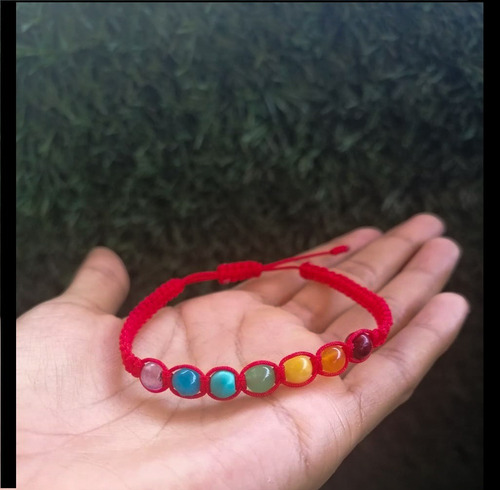 Pulsera 7 Chakras Con Cuarzos En Hilo Rojo