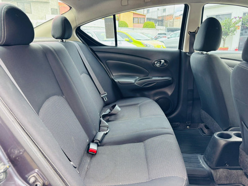 Nissan Versa 1.6 Sense Mt
