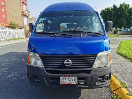 Imagen 4 de 15 de Nissan Urvan Carga, Pasajeros