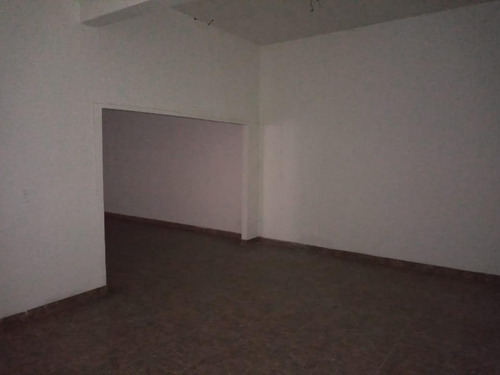 Imagen 6 de 12 de Local 139m² Excelente Estado - San Justo