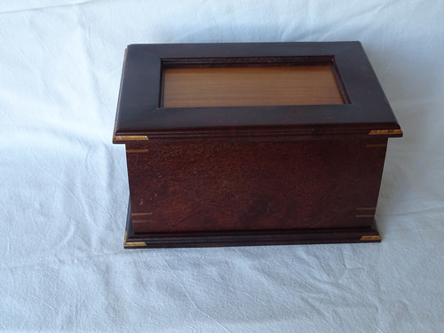 Urna Funeraria Para Cenizas En Madera Maciza