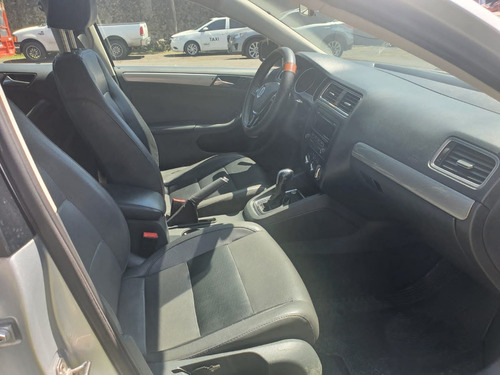 Imagen 11 de 13 de Volkswagen Jetta Mk6 2015 Se Gli