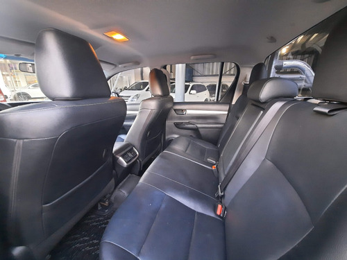Toyota Hilux 2.8 Cd Srx 177cv 4x4