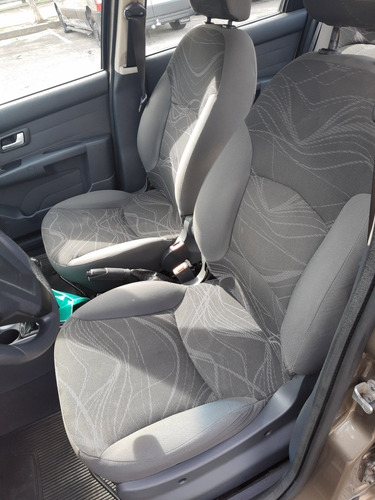 Fiat Siena 2015 1.0 El Flex 4p