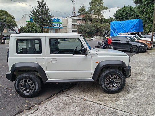 Suzuki Jimny 1.5 Glx At