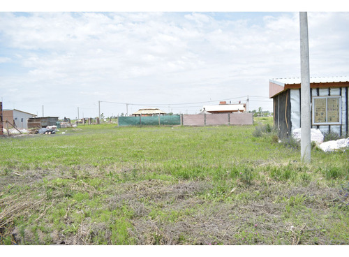 Lote En Alvear - Campos Del Oeste - 300m2