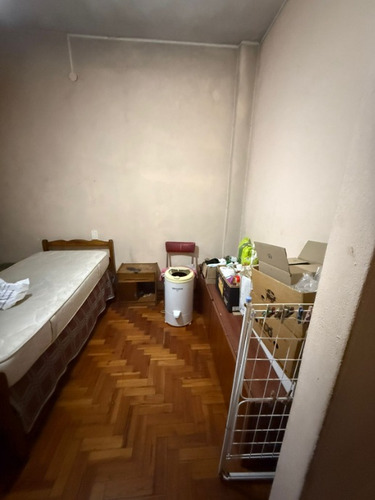 Casa En Venta En Ramos Mejia Sur 3 Ambientes Con Enorme Patio Mas Local Al Frente