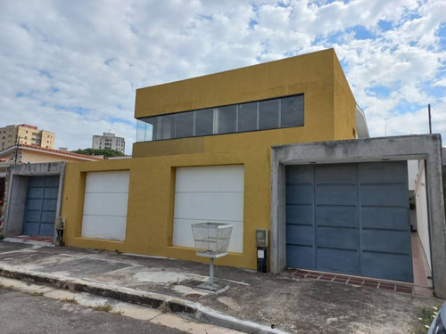 Imagen 1 de 27 de Casa En Alquiler Trigal Norte Valencia Calle Cerrada