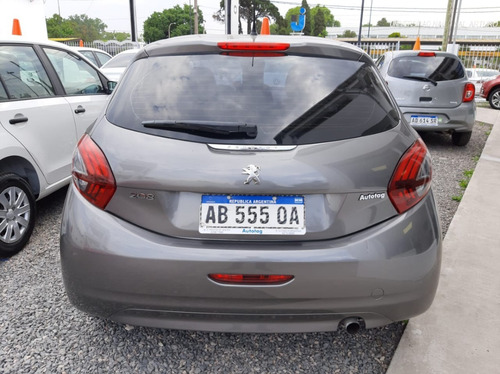 Peugeot 208 Active 1.6 2017
