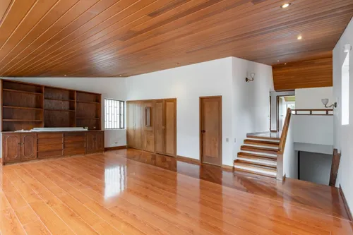 Casa En Arriendo/venta En Santa Barbara Alta. Cod V19949
