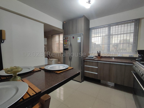 Vendo Apartamento En Urbanización La Soledad, Código 25-6950 Cm Leer Descripción