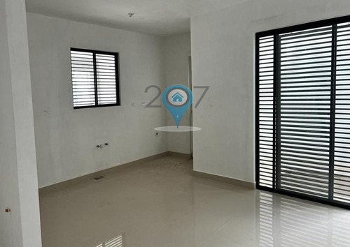 Casa En Venta Katavia Residencial (privada Niza) Apodaca
