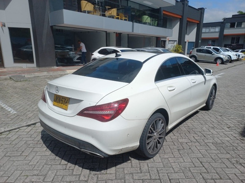 Imagen 6 de 9 de Mercedes-benz Clase Cla 2017 1.6