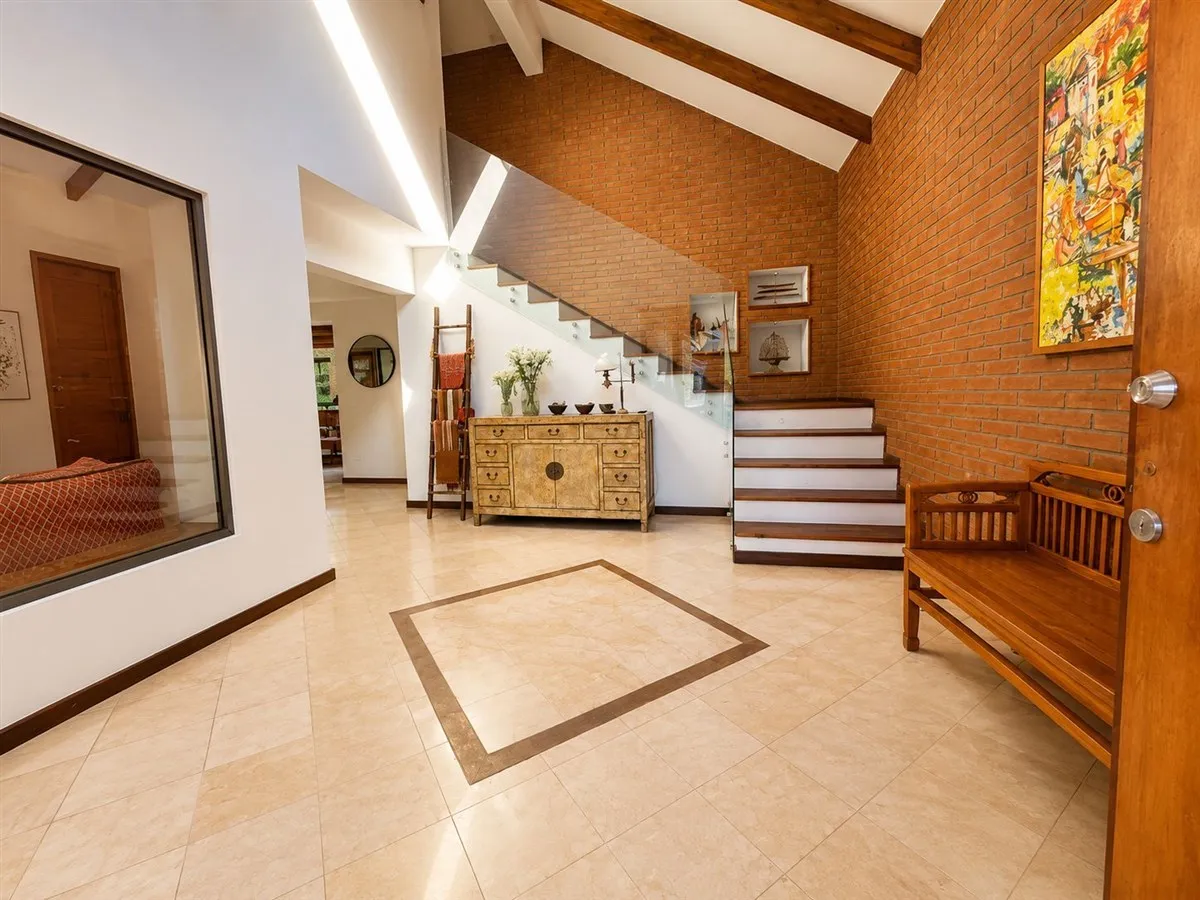 Imagen 4 de 16 de Se Vende Casa En Jardin De La Dehesa Newland En Lo Barnechea