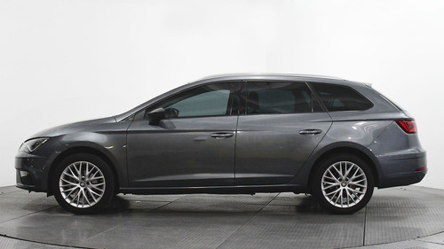 Imagen 4 de 15 de Seat Leon 2018 1.4 St Style 5p Dsg