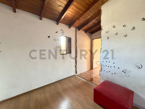 Casa Con 4 Dormitorios En Venta En Virreyes