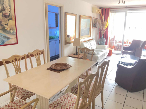 Imagen 12 de 19 de Hermoso Apartamento De 3 Dormitorios Y 2 Baños Con Piscina En Punta Del Este