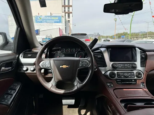 Chevrolet Suburban 5.4 Premier Piel 4x4 At