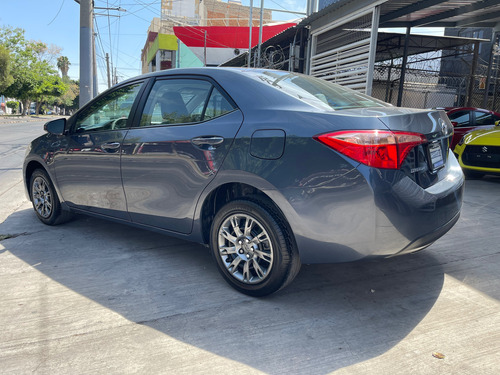Toyota Corolla 1.8 Base Cvt