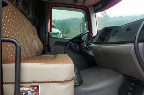 Volkswagen 24-280 6x2 Carroceria