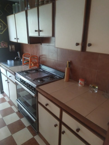 Venta De Casa Dos En Una, Conjunto Roma, Urb. Valle Arriba, Guatire