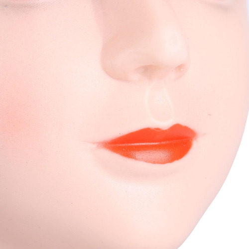Entrenamiento En Cosmetología, Masaje, Práctica De Maquillaj