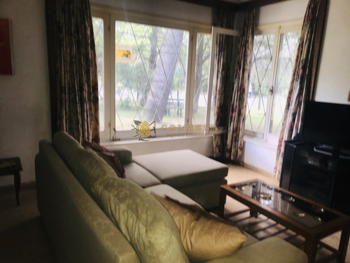 Casa En Cantegril - Consulte !!!!!!- Ref: 2379