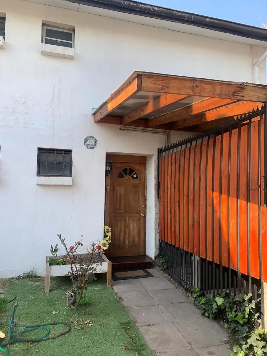 Imagen 2 de 10 de Casa Condominio La Reina Baja | Piscina Temperada Y Quincho