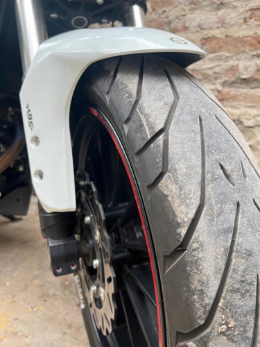 Imagen 3 de 10 de Benelli 302s
