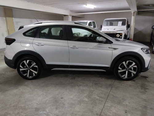 Imagen 8 de 15 de Volkswagen Nivus Highline 200 Tsi At 2021