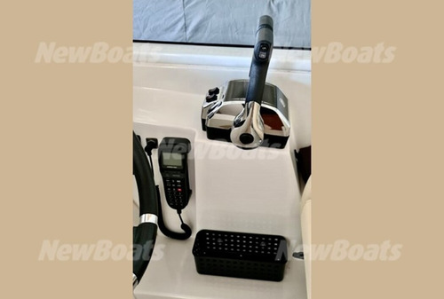 Imagem 4 de 15 de Beneteau Gran Turismo 35 - 341 Horas!!!