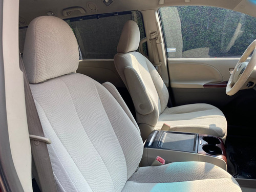 Toyota Sienna 3.5 Xle Mt