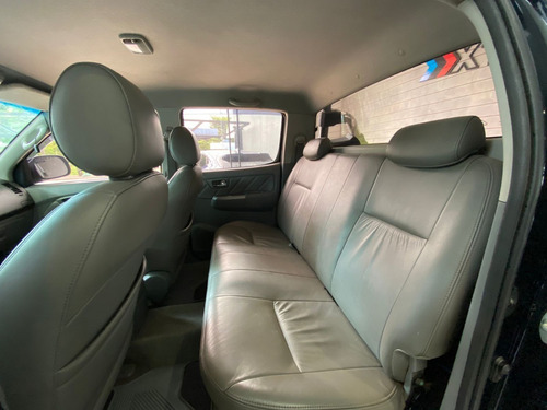 Imagem 5 de 11 de Toyota Hilux Cd Srv 3.0 Tdi 4x4 Diesel Aut. 2011
