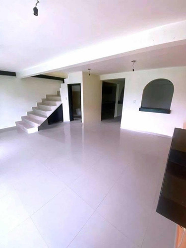 Casa 3 Recámaras, 2 Baños,estacionamiento,cisterna Y Terraza