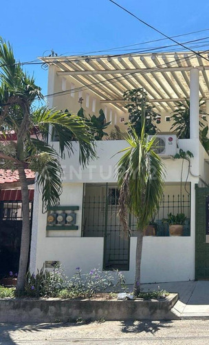 Departamento En Renta Planta Alta En Centro Crucecita, Huatulco