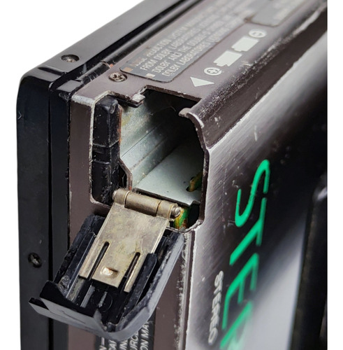 Walkman Aiwa Hs-p06 - Rádio E Suporte Cinto - Funciona Tudo (Usado)
