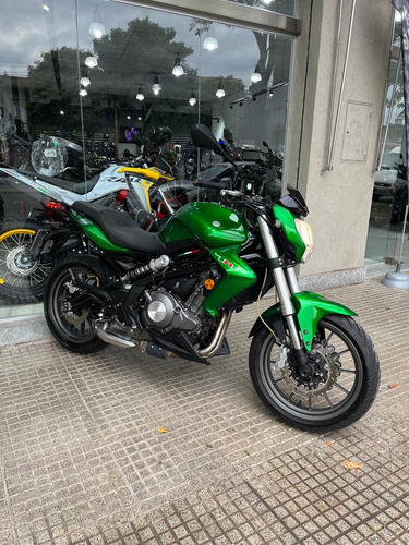 Imagen 2 de 7 de Benelli Tnt 300 - Spagna Motos - Santa Fe