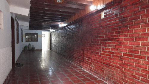 Imagen 12 de 15 de Hermosa Casa En Venta En El Piñal, El Limon. Maracay