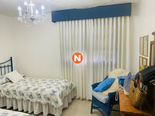 Muy Linda Casa En Venta, Gran Terreno Y Barbacoa