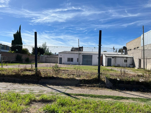 Dueño Alquila Galpon 200 M2 Cubiertos /900 M2 Libres