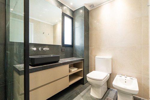 Departamento En Venta, Piso Exclusivo De 3 Dormitorios,piso 3, Moreno 519 En Zona Rio, Centro De Rosario