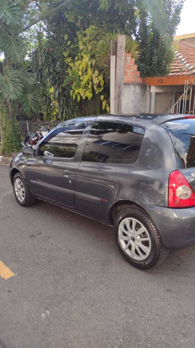 Renault Clio 2007 1.0 16v Authentique Hi-flex 3p