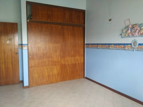 Imagen 9 de 15 de Casa Urb. Sant'omero, Tipo Town House Los Teques