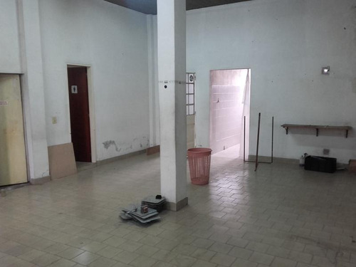 Imagen 2 de 4 de Depósito - Ituzaingó