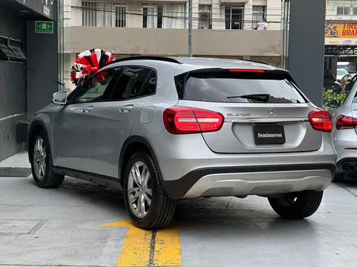 Mercedes-Benz Clase GLA GLA 180 1.6LT TA