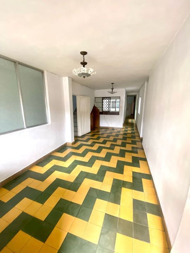 Vendo Casa En Segundo Piso En Santa Lucia