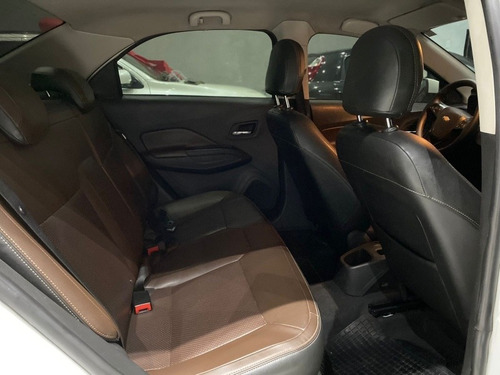 Imagem 15 de 15 de Chevrolet Cobalt 2018 1.8 Elite Aut. 4p