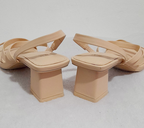 Zapatos H&m Mujer Beige 38 (Usado)